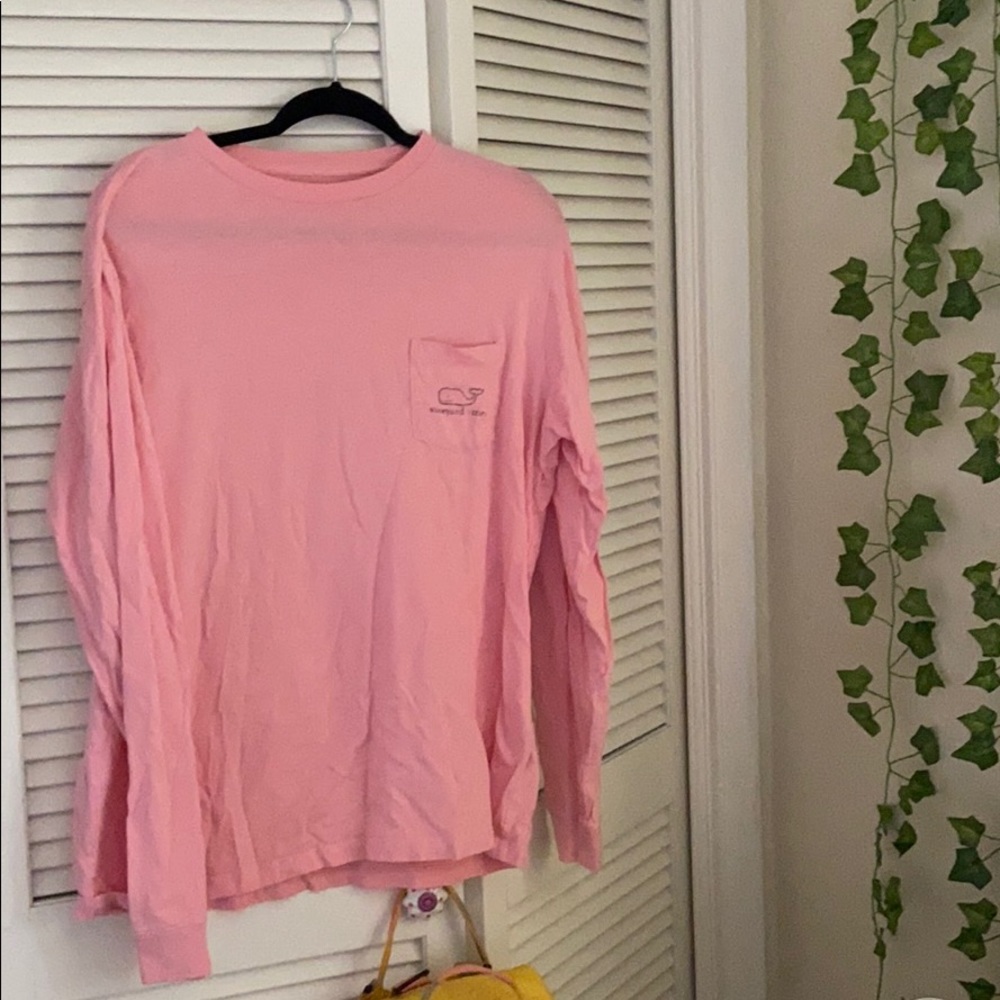 Pink Vineyard Vines Long-Sleeved Tee (M)